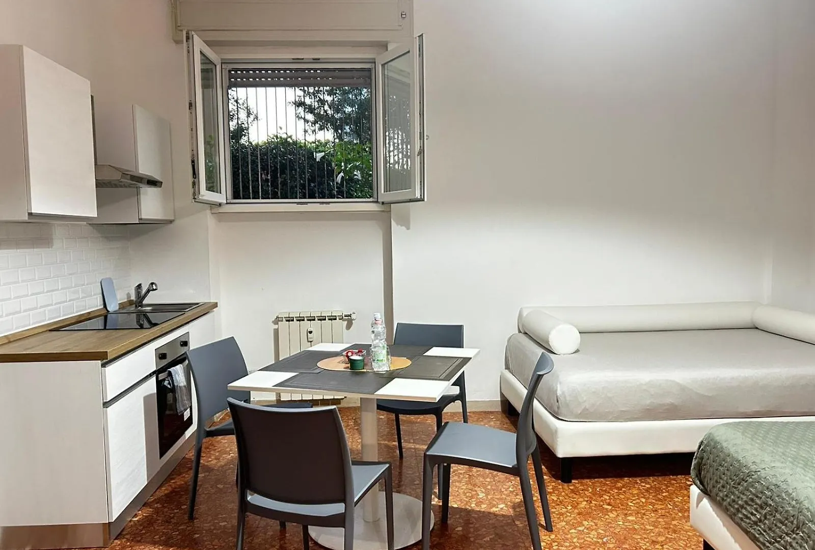 Bam Bam Tiburtina Guesthouse Rome